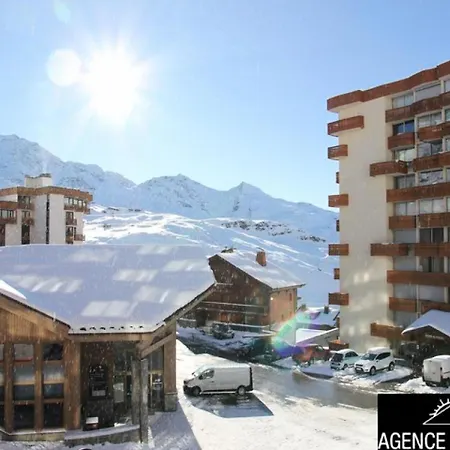 Serac - Location: En De La Station Mae-9049 Apartment