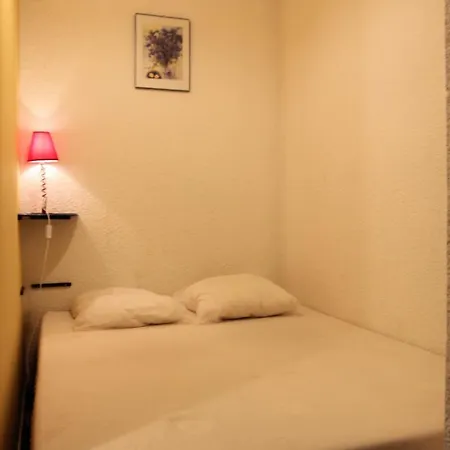 Serac - Location: En De La Station Mae-9049 Appartement